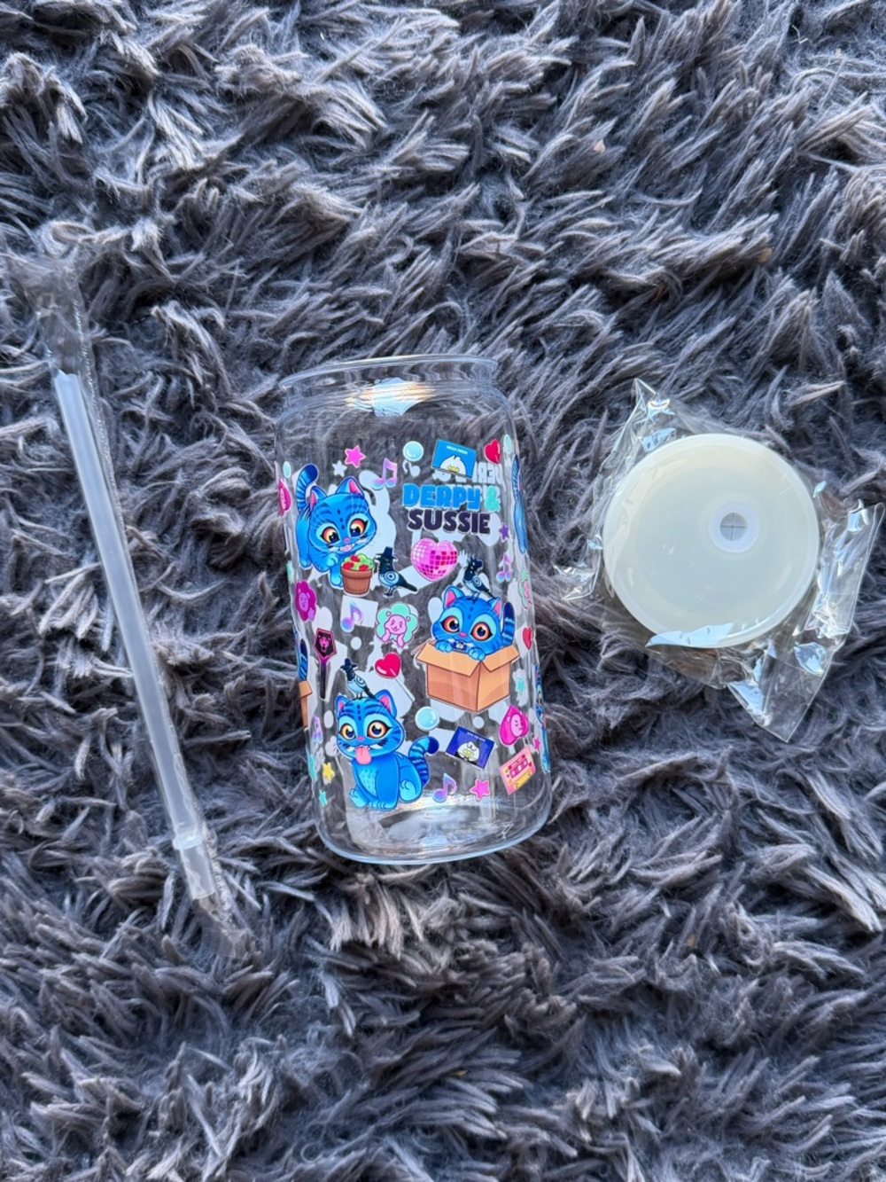 K Pop Demon huntersDerpy Sussie Acrylic cup - Blue Multi
